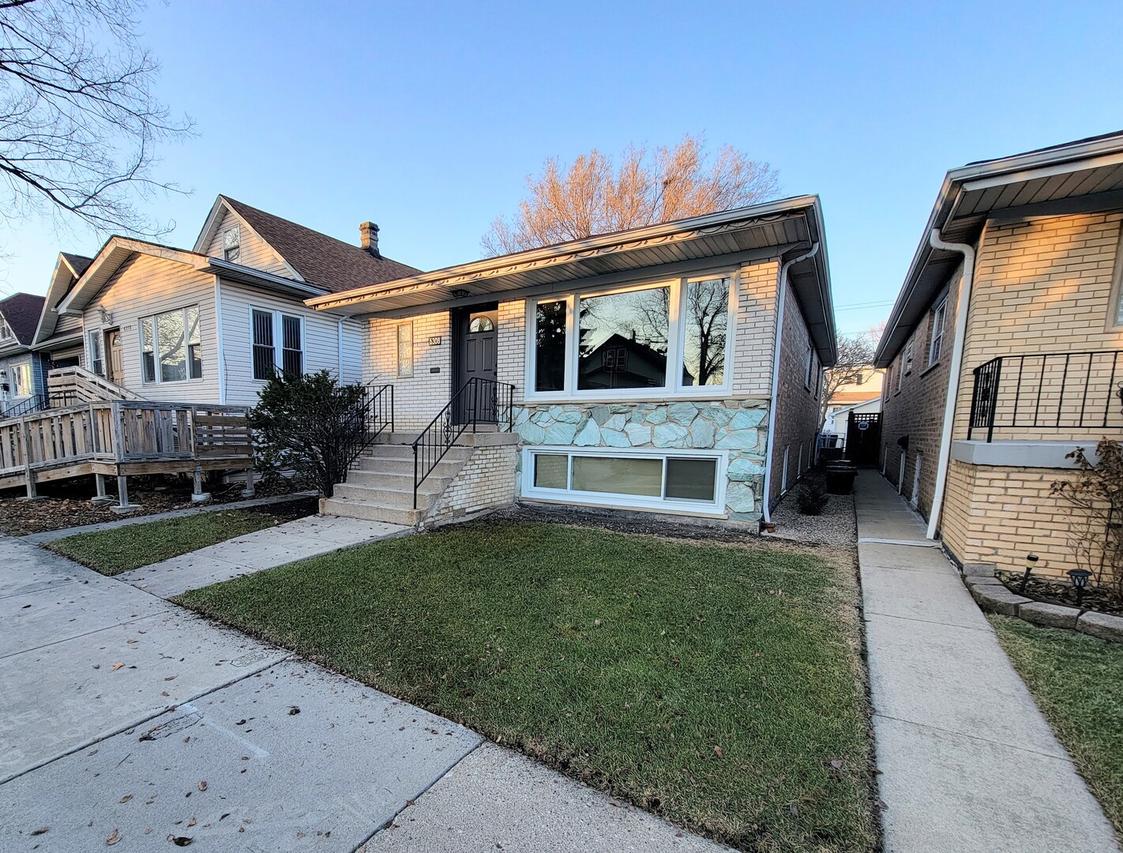 6308 W Cornelia Ave., Chicago, IL 60634