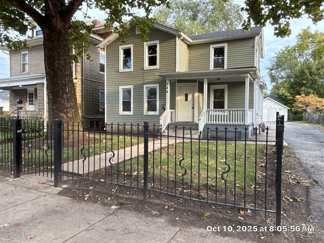 548 E New York St., Aurora, IL 60505