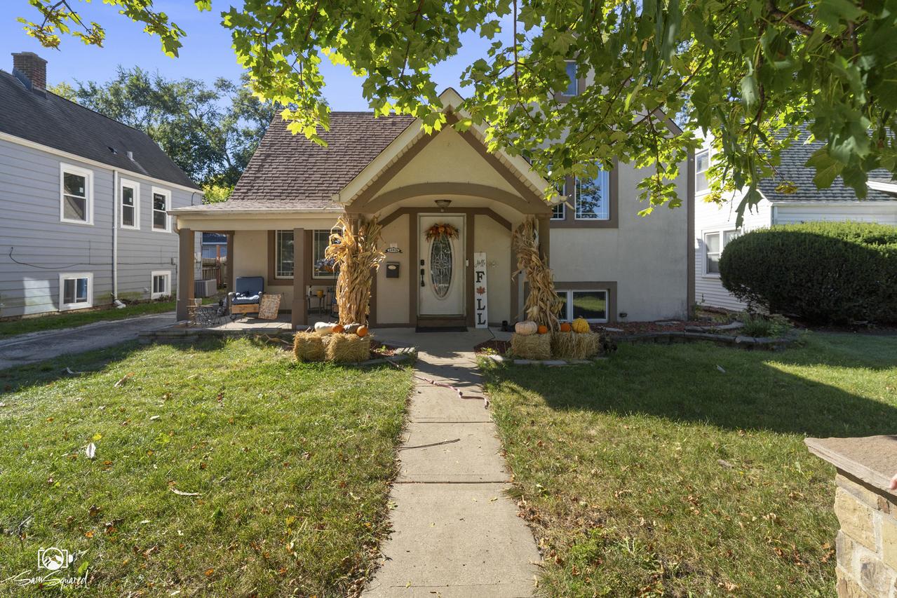 14826 Karlov Ave., Midlothian, IL 60445