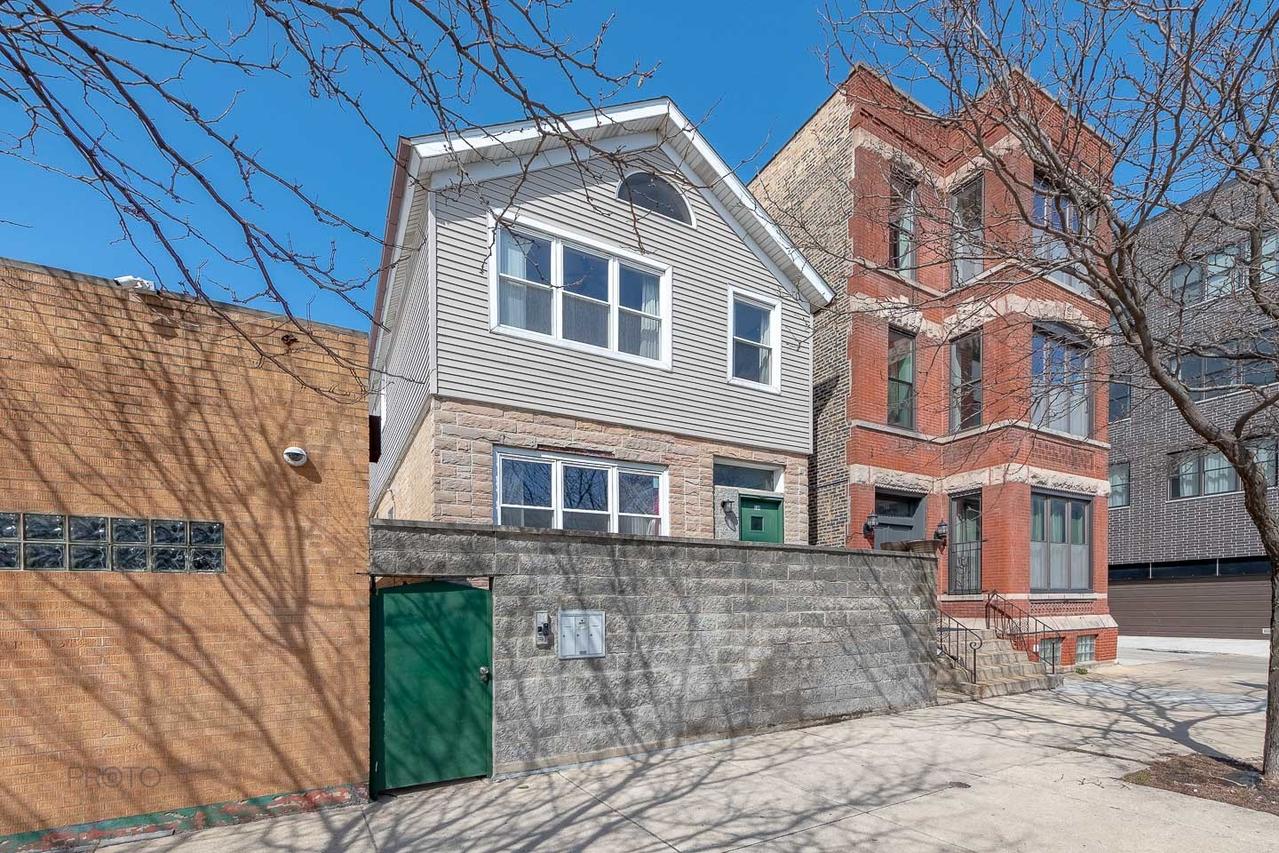 530 N Ashland Ave., Chicago, IL 60622