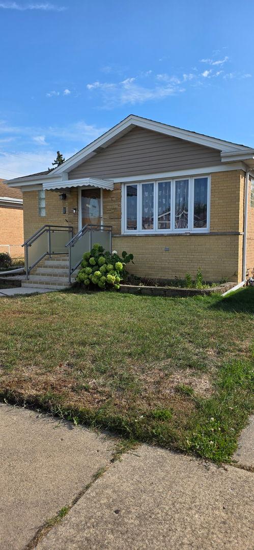7641 W Ainslie St., Norridge, IL 60706