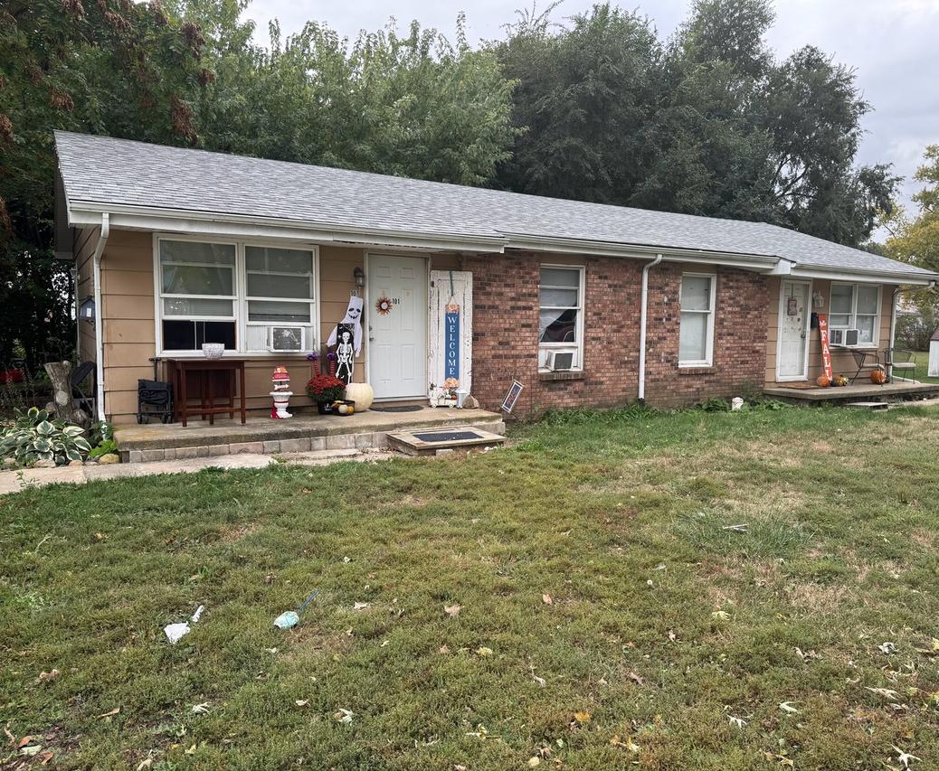 101 W Richardson St., Farmer City, IL 61842