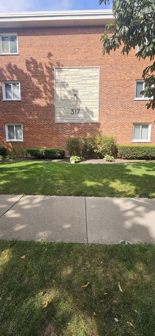 317 Wisconsin Ave. #1A, Oak Park, IL 60302
