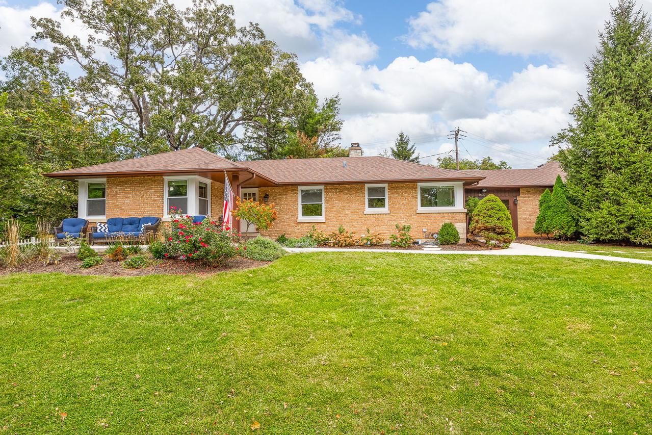 4637 Oakwood Ave., Downers Grove, IL 60515
