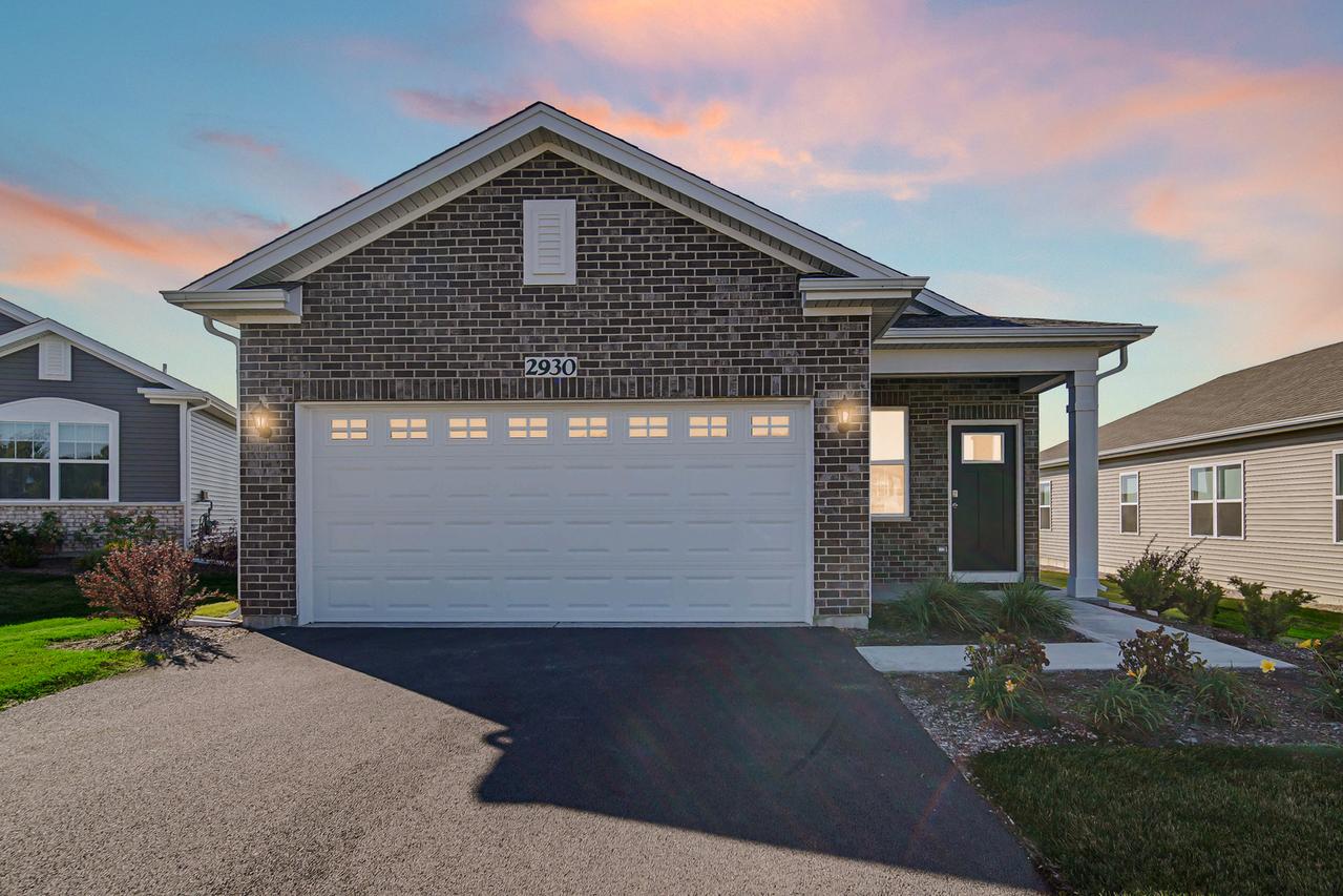 2930 Harnish Dr., Algonquin, IL 60102