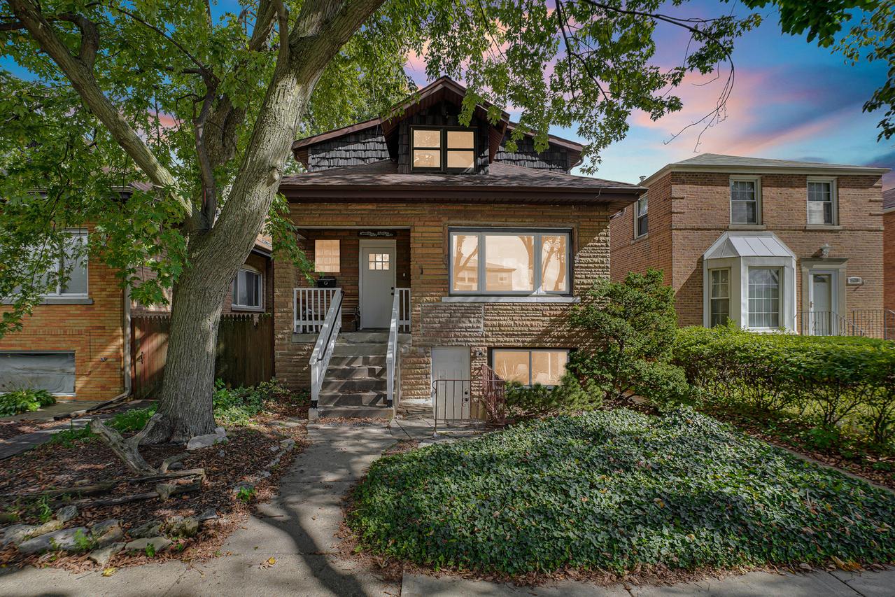 2541 N 76th Ave., Elmwood Park, IL 60707