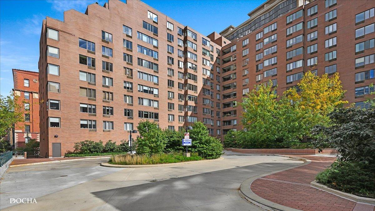 801 S Plymouth Ct. #809, Chicago, IL 60605