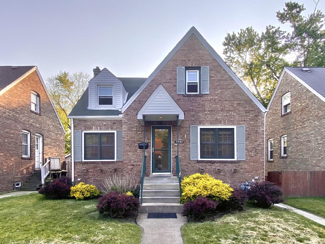 18034 Ridgewood Ave., Lansing, IL 60438