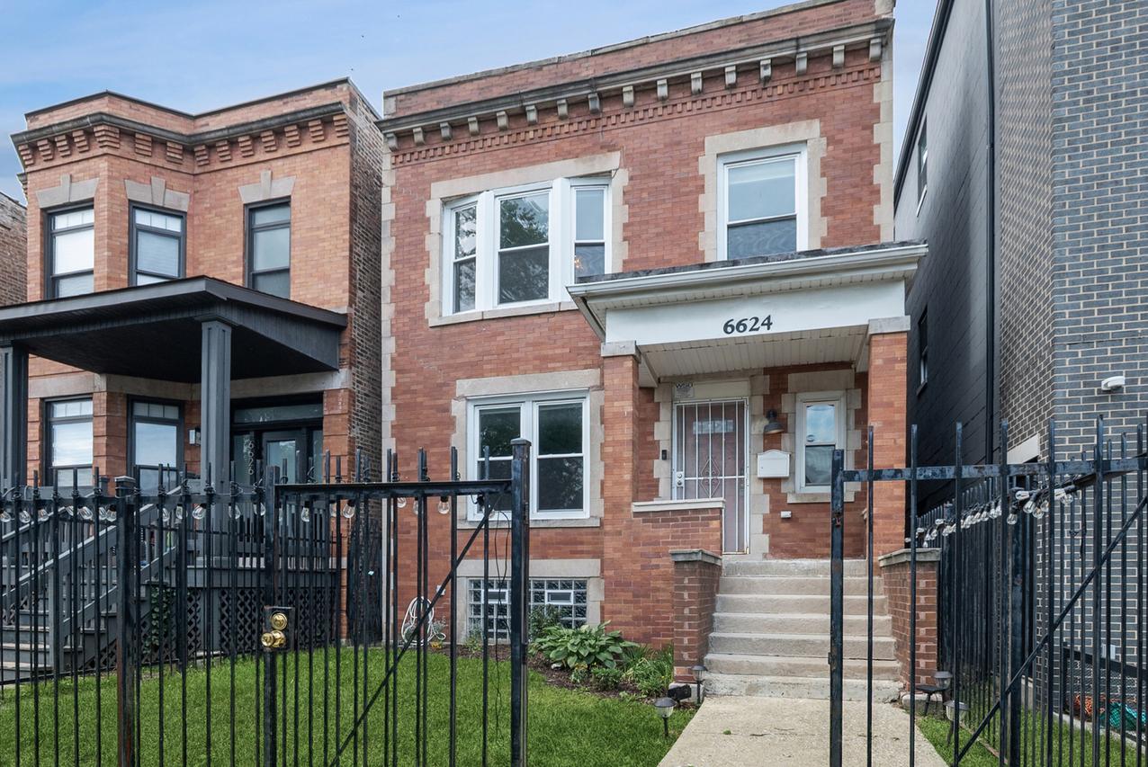 6624 S University Ave., Chicago, IL 60637
