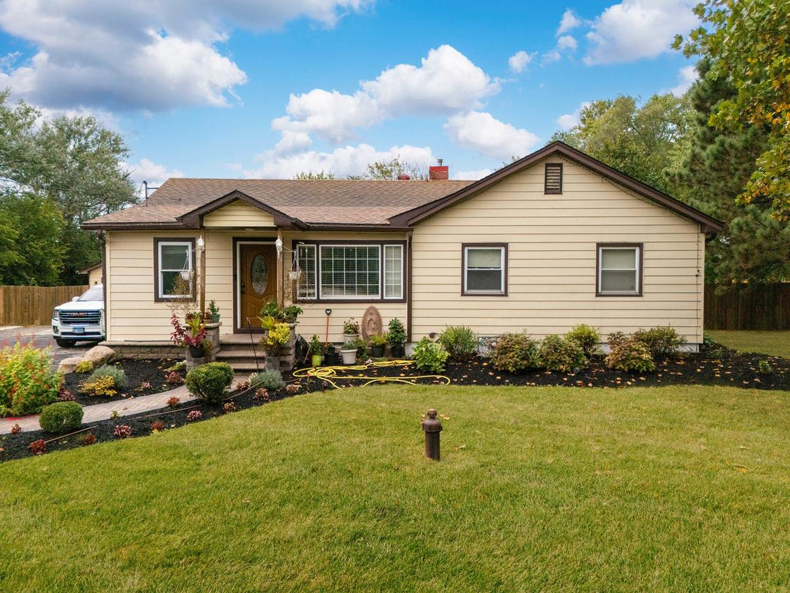 16058 S Gougar Rd., Homer Glen, IL 60491