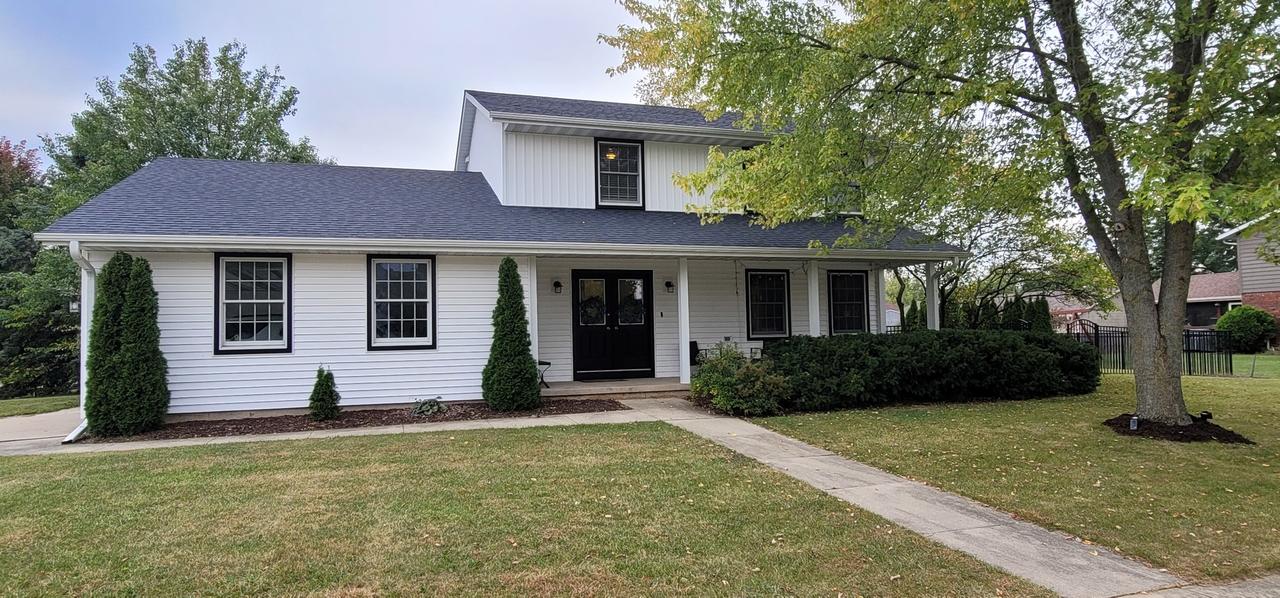 700 Susan St., Sycamore, IL 60178