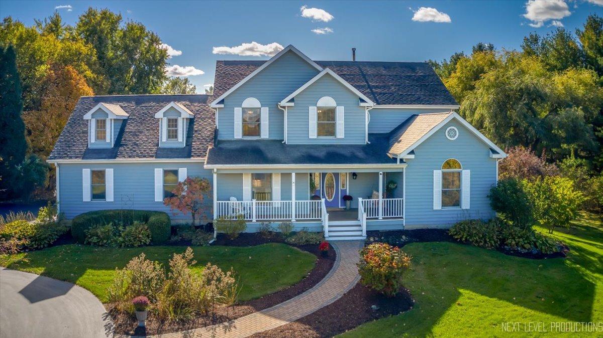 40W817 Willowbrook Dr., St. Charles, IL 60175