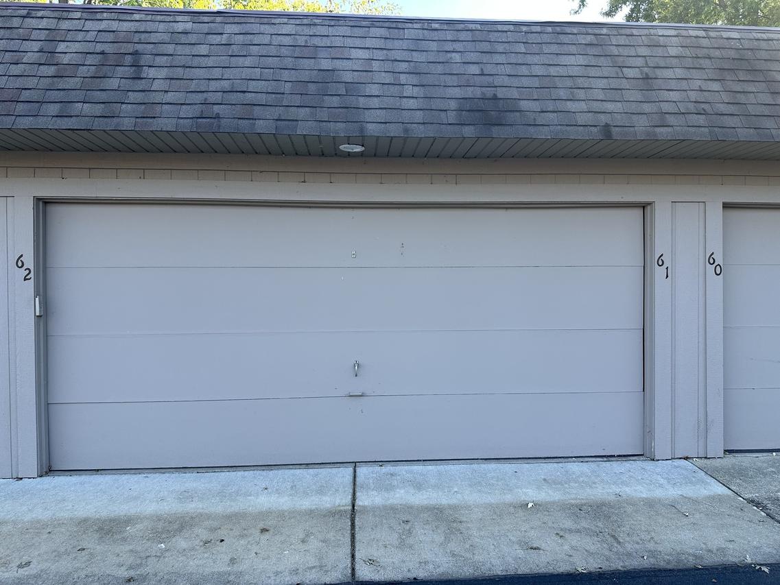 118 E Bailey Rd. #61, Naperville, IL 60565