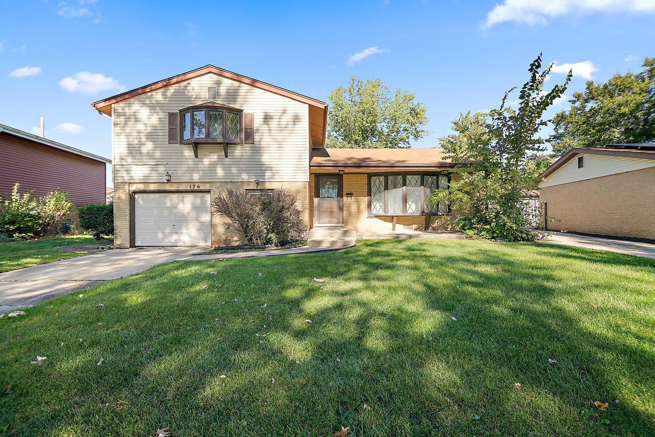 176 N Floyd Ln., Chicago Heights, IL 60411