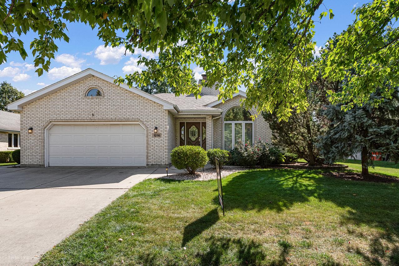 1216 Country Ln., Lemont, IL 60439
