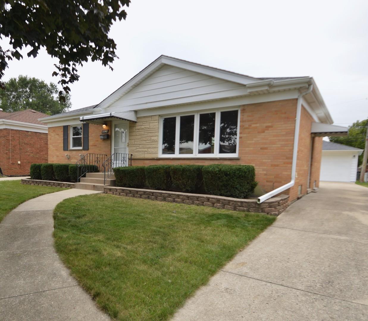 11148 Shelley St., Westchester, IL 60154