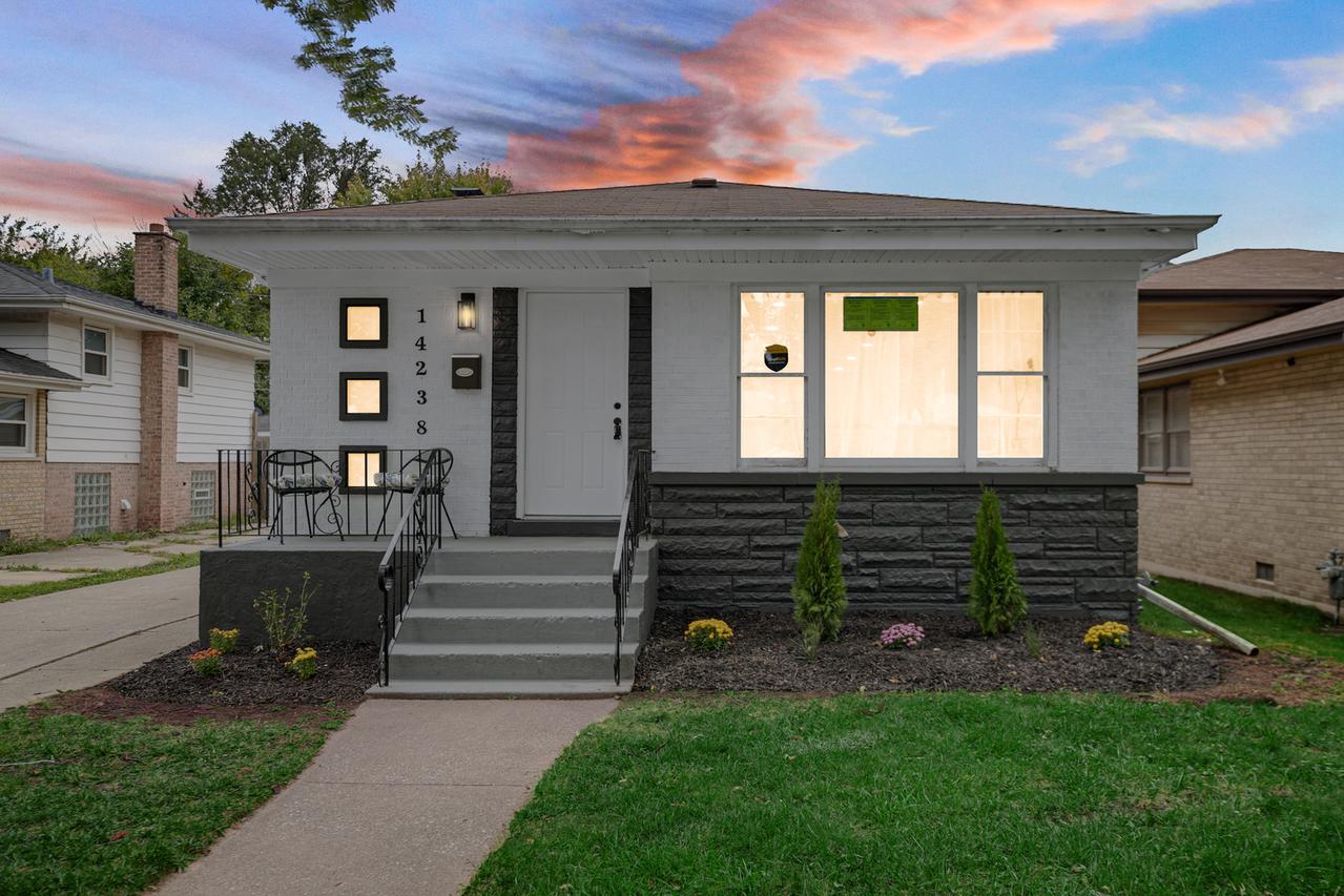 14238 Woodlawn Ave., Dolton, IL 60419
