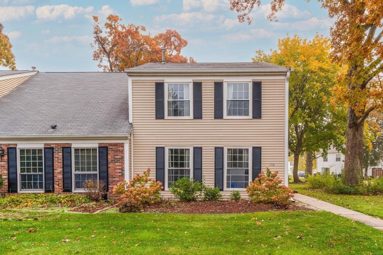 1100 Oak Valley Dr., Cary, IL 60013