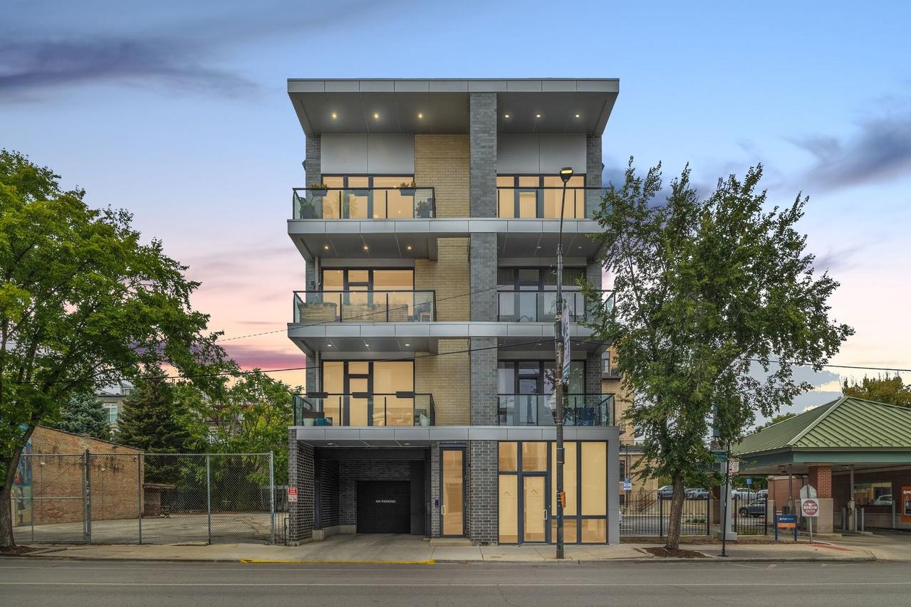 2116 W Chicago Ave. #3W, Chicago, IL 60622