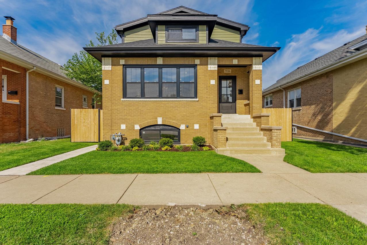 7936 W Elmgrove Dr., Elmwood Park, IL 60707
