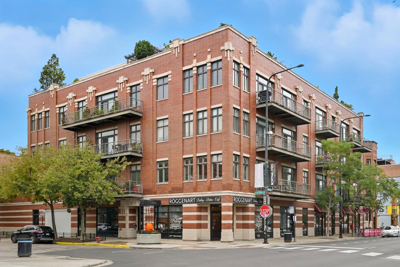 800 W Cornelia Ave. #307, Chicago, IL 60657