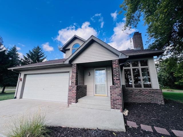 7705 Lakewood Rd., Weldon, IL 61882