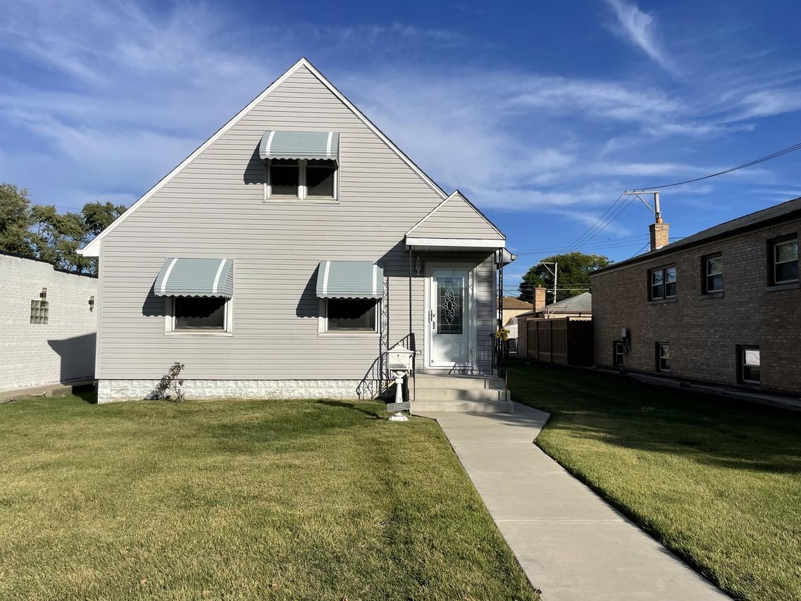 10643 S Troy St., Chicago, IL 60655