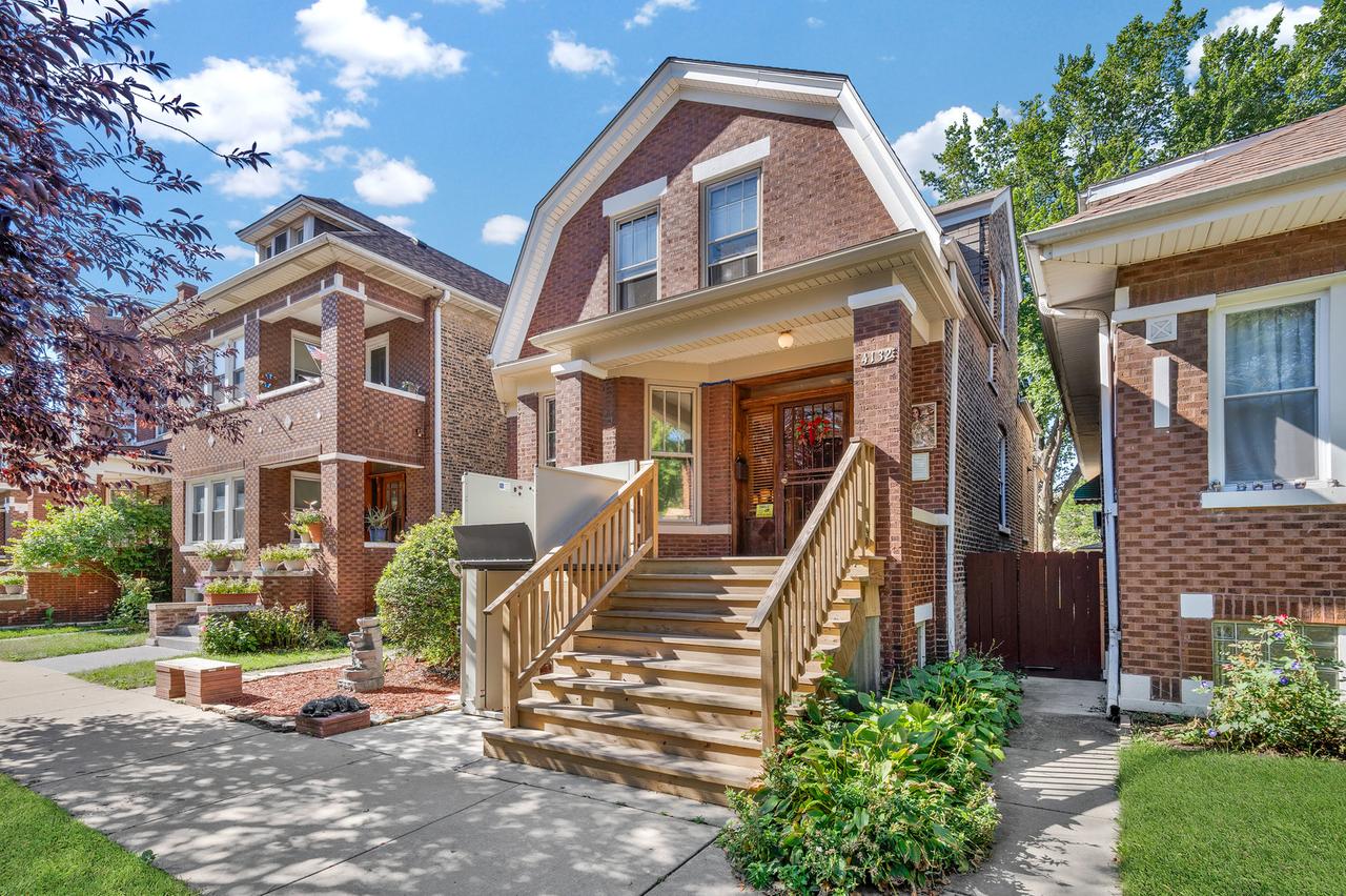 4132 S Mozart St., Chicago, IL 60632