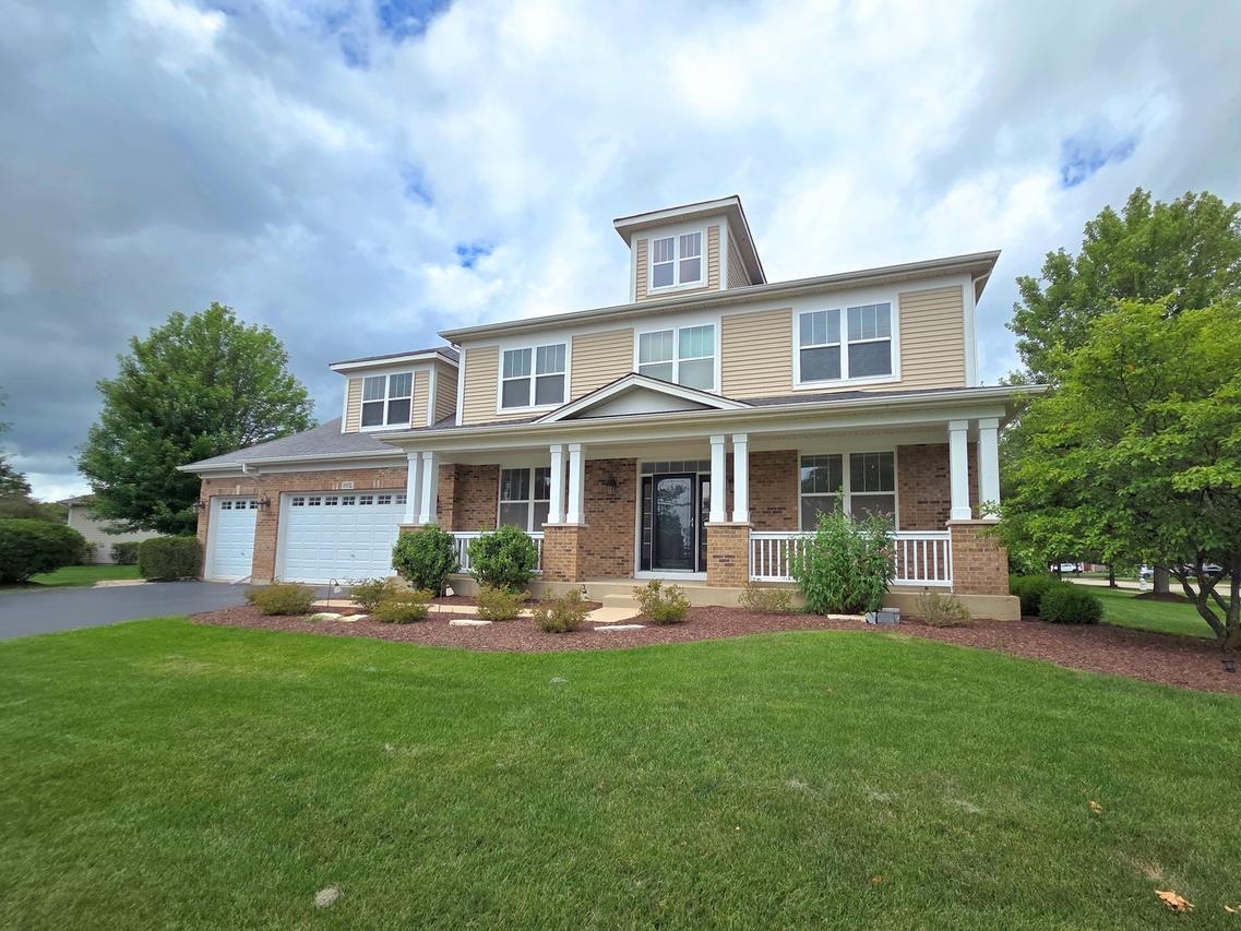 10174 Hopkins St., Huntley, IL 60142