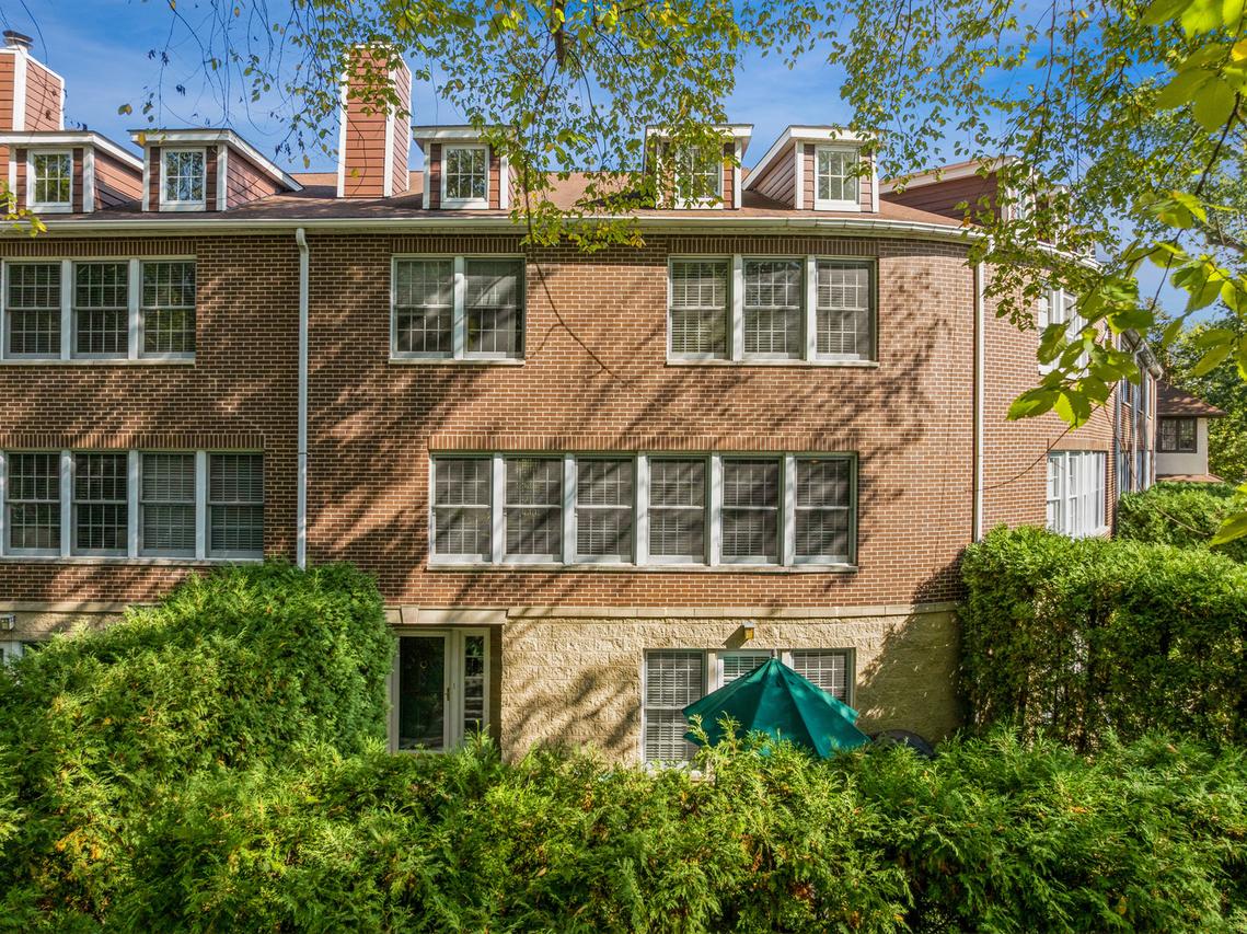 [Address Hidden by Seller], Evanston, IL 60201