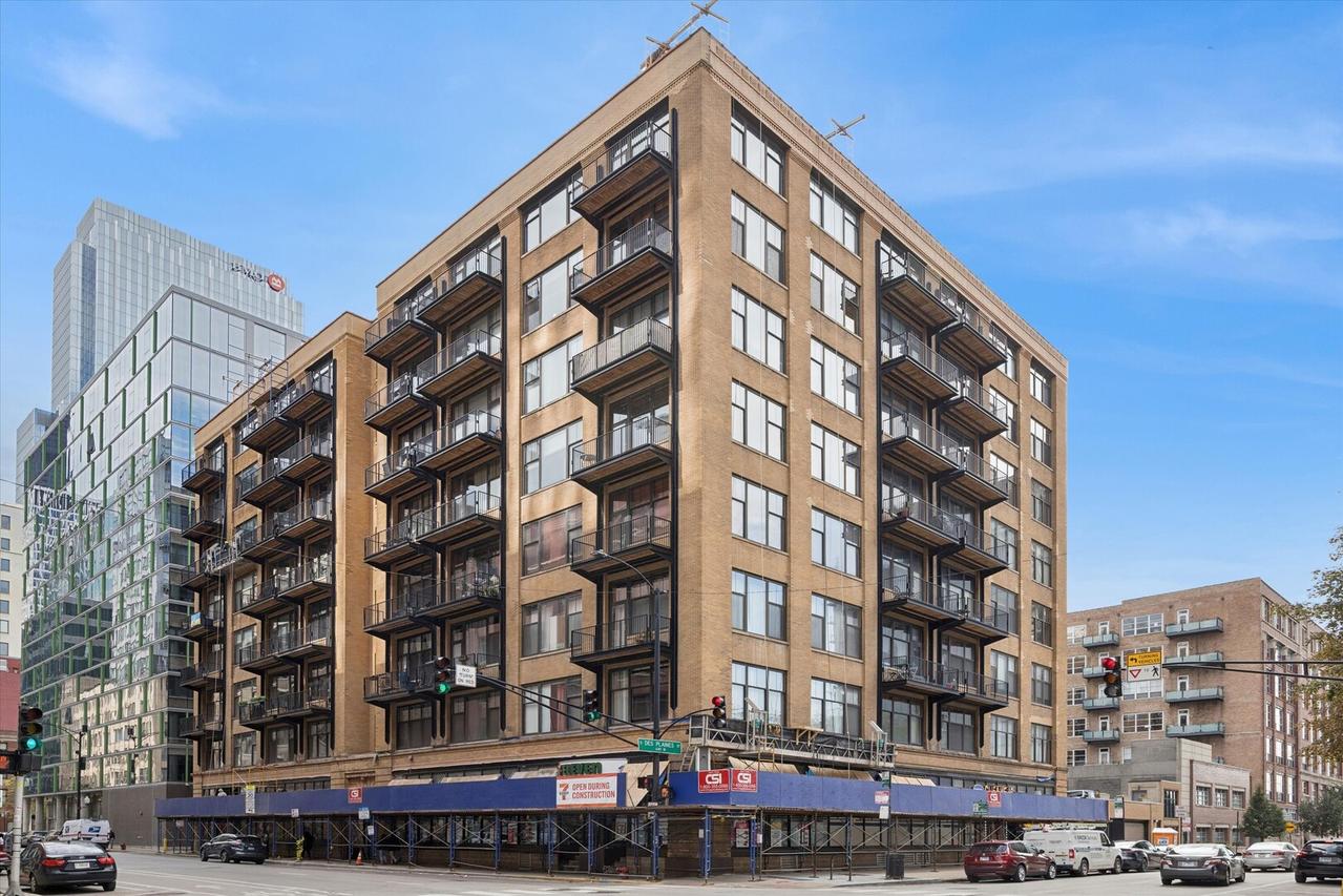 625 W Jackson Blvd. #206, Chicago, IL 60661