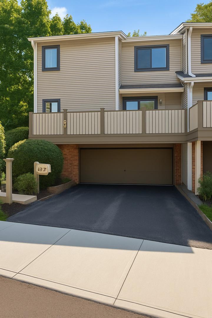 1039 Sussex Dr., Northbrook, IL 60062