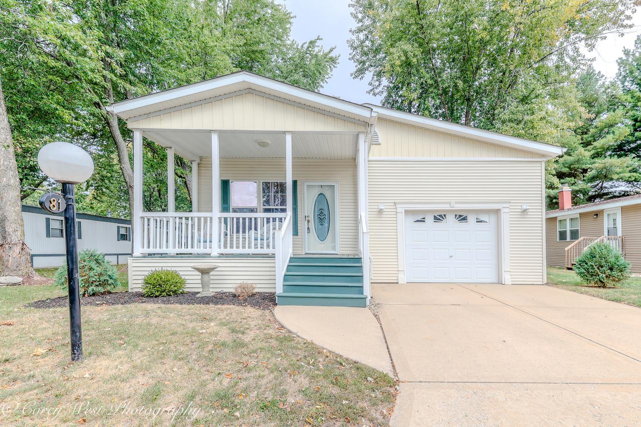 81 Birch Dr., Sandwich, IL 60548