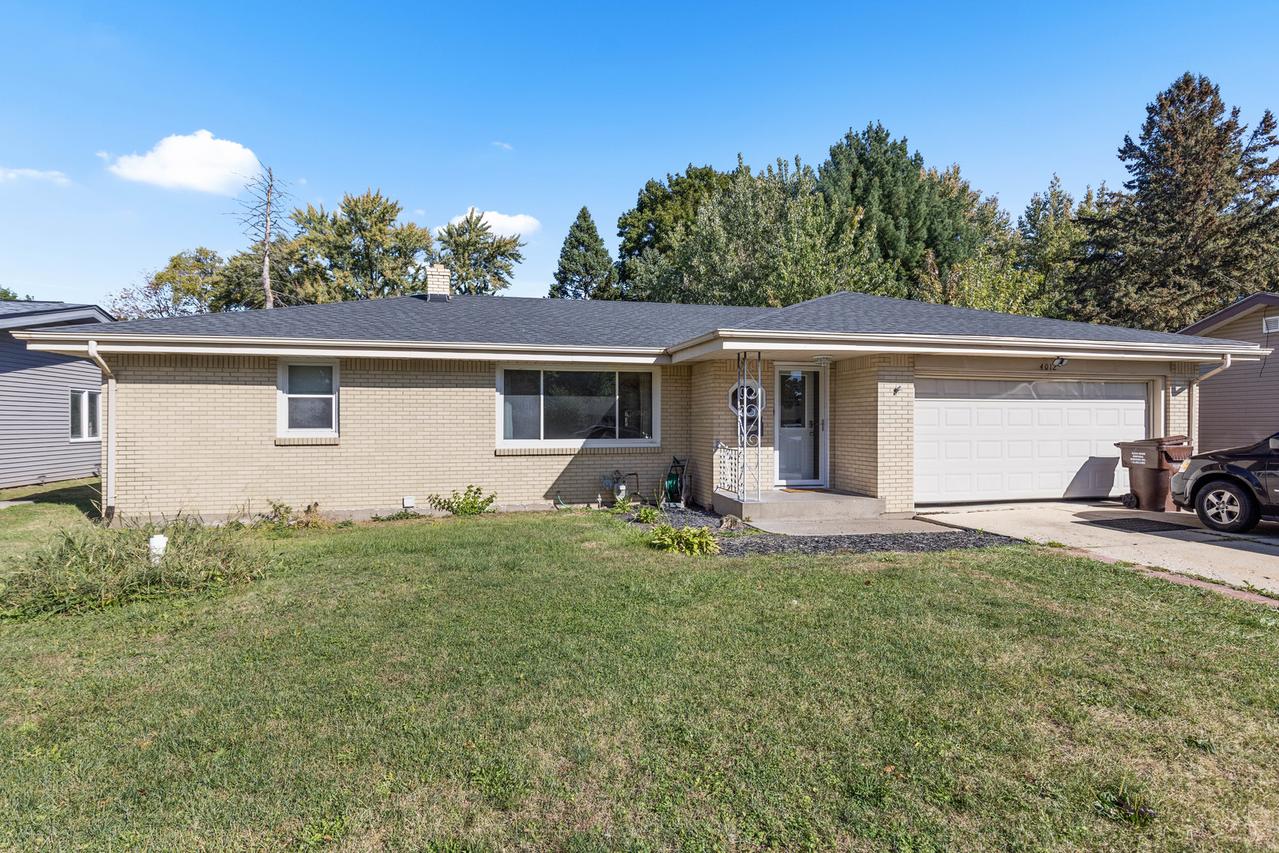 4012 Highcrest Rd., Rockford, IL 61107