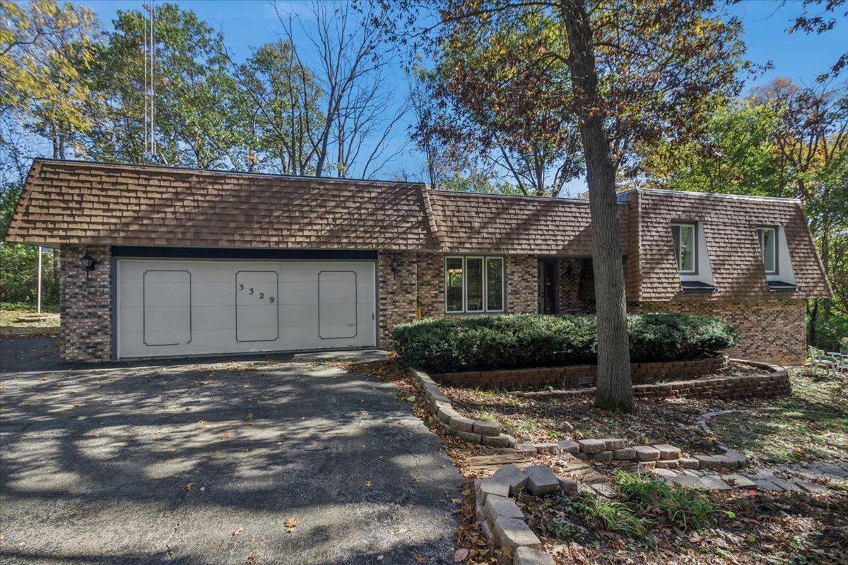 3329 Halverson Ct., Rockford, IL 61109