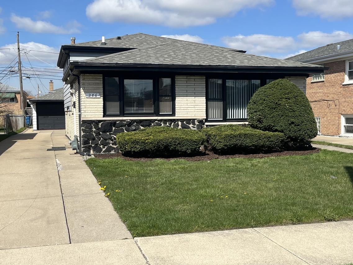 286 Calhoun Ave., Calumet City, IL 60409