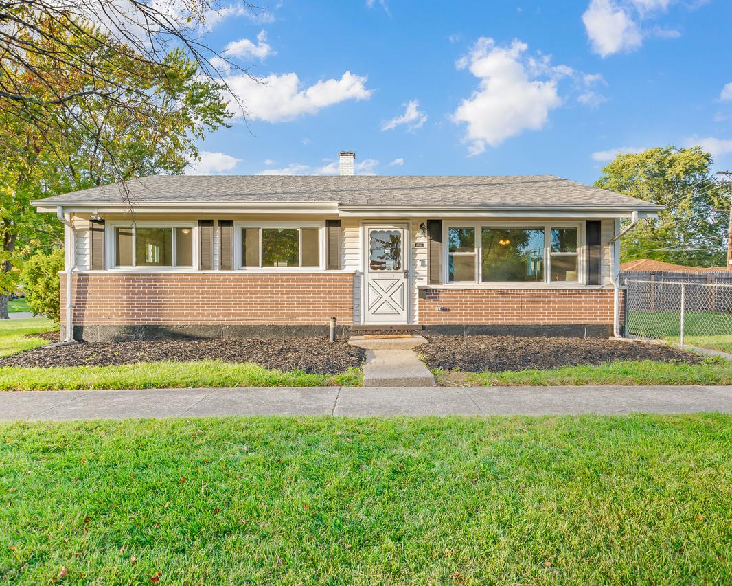 17157 Walter St., Lansing, IL 60438