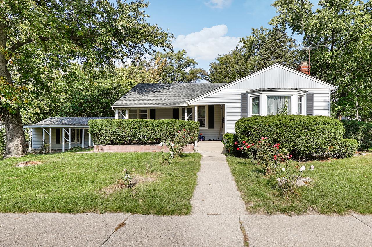 1554 Olive Rd., Homewood, IL 60430