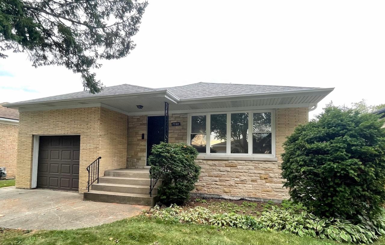7700 N Neva Ave., Niles, IL 60714
