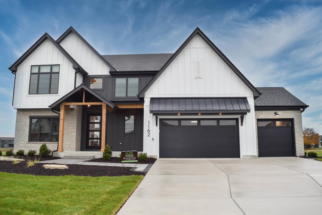 26205 Stewart Ridge Dr., Plainfield, IL 60585