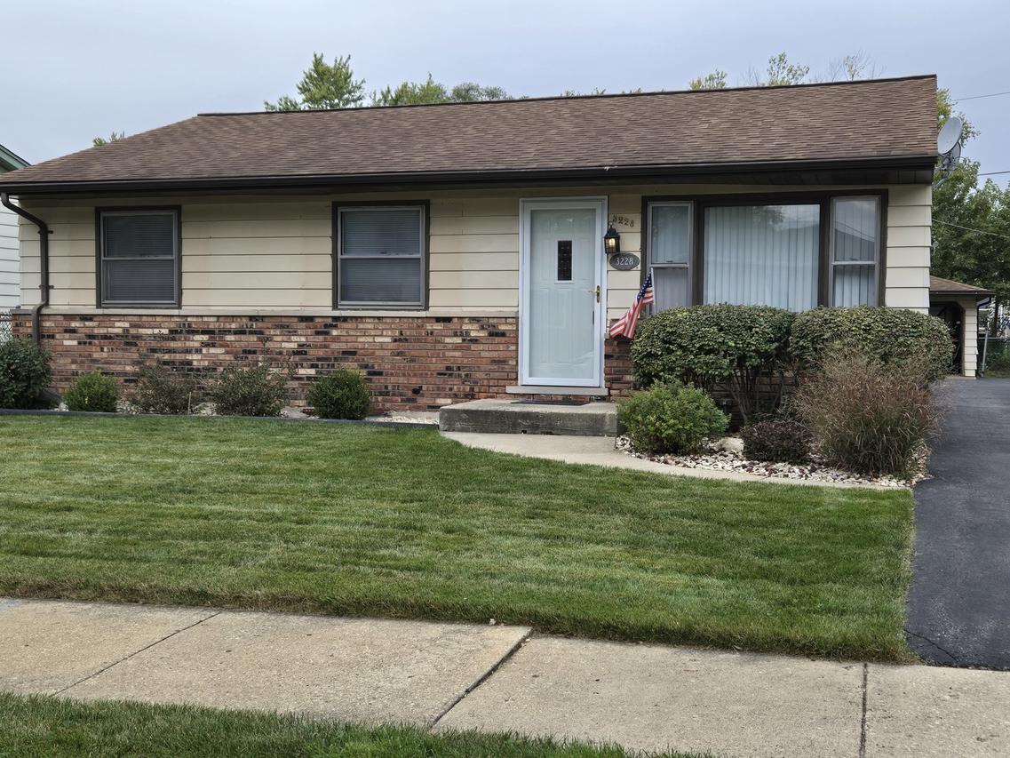 3228 Butler Ave., Steger, IL 60475