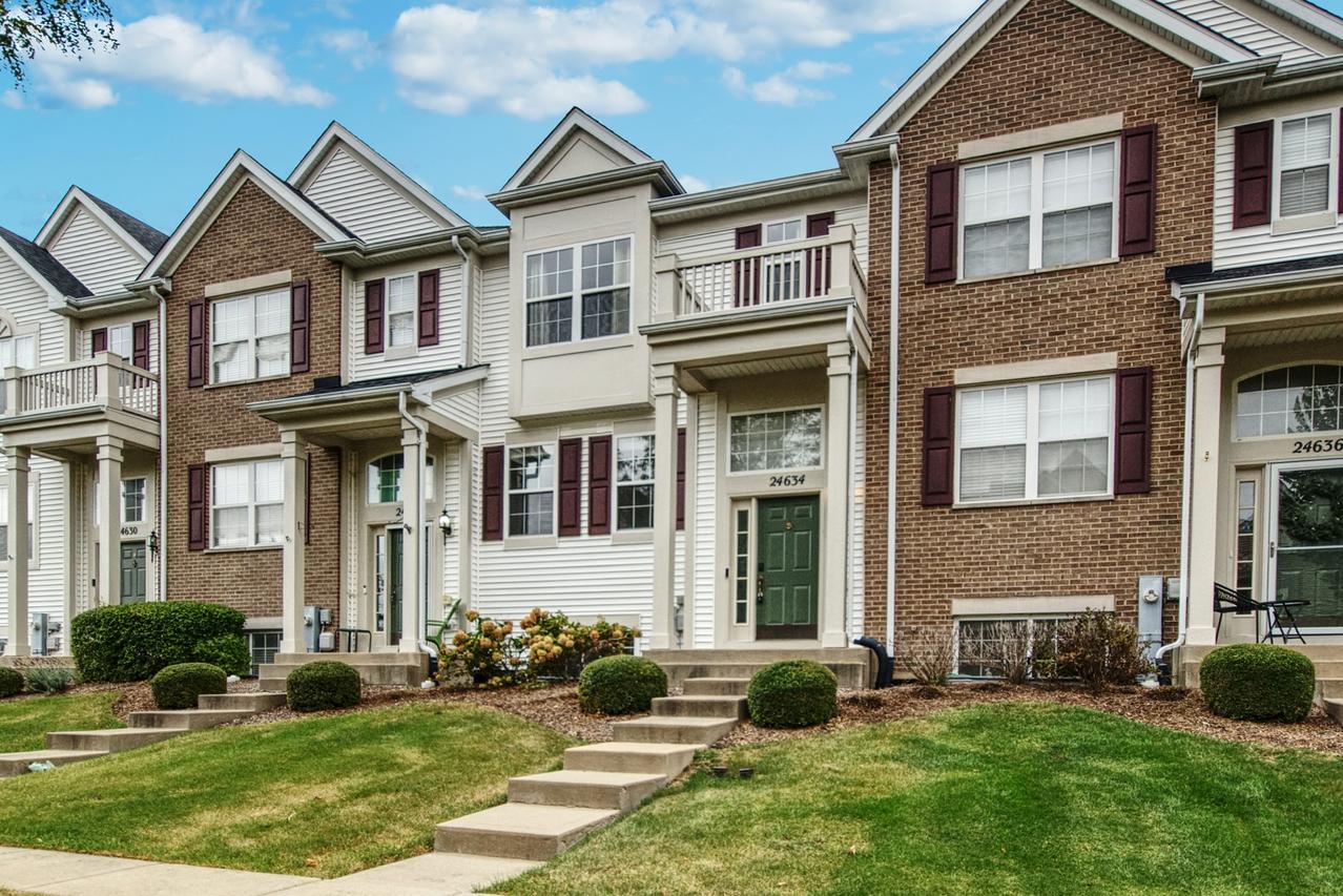 24634 George Washington Dr., Plainfield, IL 60544