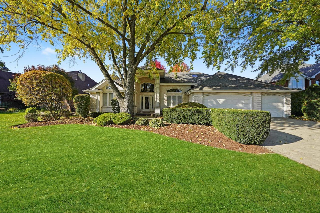 206 Sawgrass Dr., Palos Heights, IL 60463