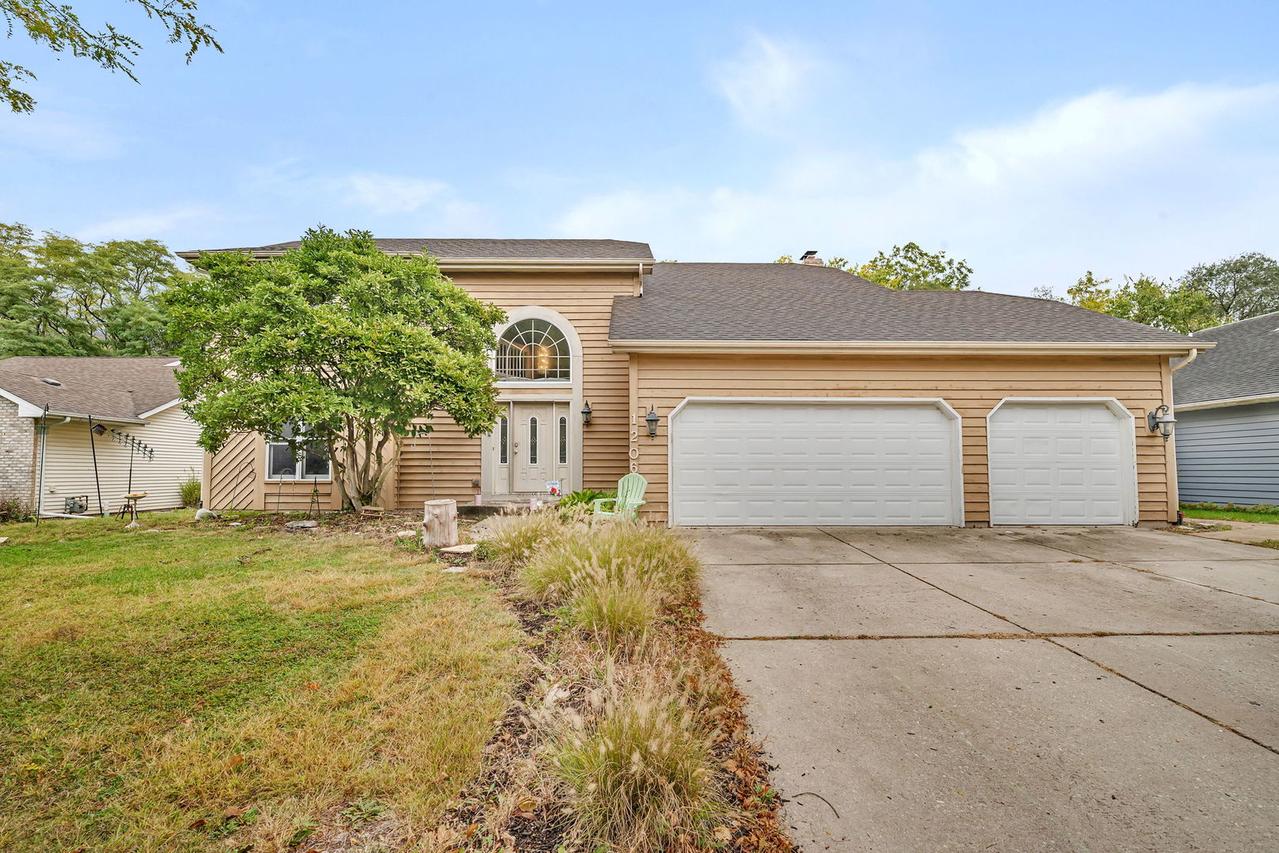1206 Pleasant Knoll Dr., Joliet, IL 60435