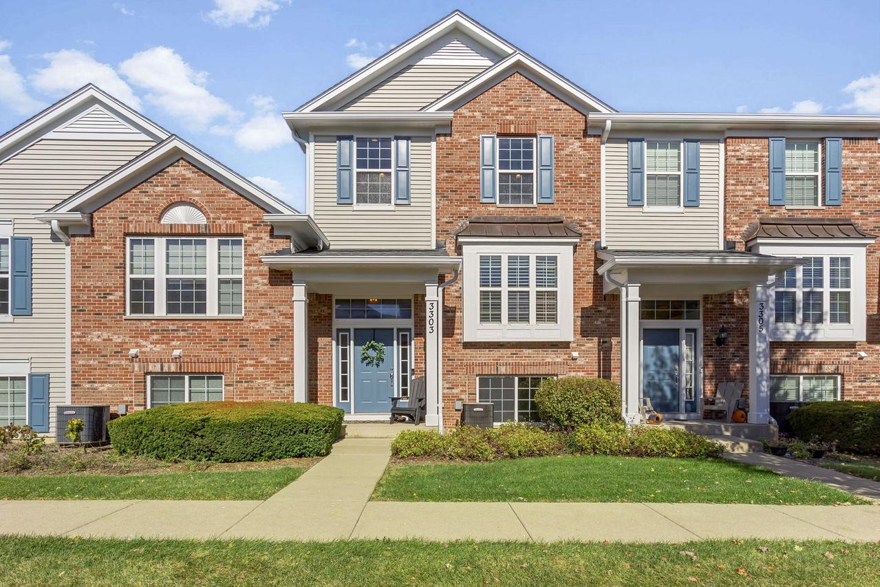 3303 Redbud Dr., Lindenhurst, IL 60046