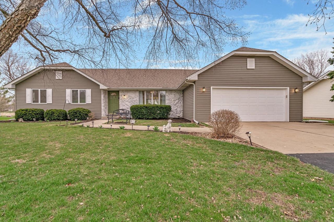 218 San Carlos Rd., Minooka, IL 60447