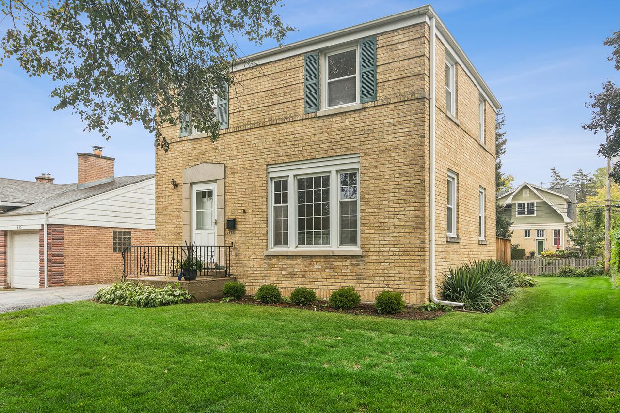 437 S Vail Ave., Arlington Heights, IL 60005