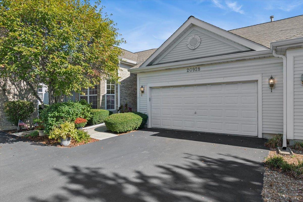 20928 W Spruce Ln., Plainfield, IL 60544