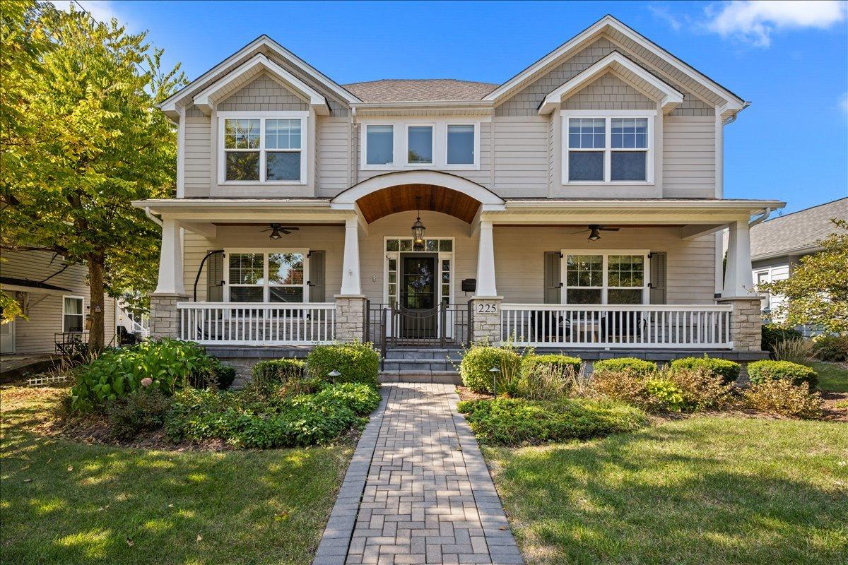 225 N Mill St., Naperville, IL 60540
