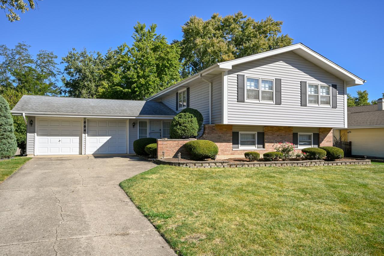 21W664 Glen Valley Dr., Glen Ellyn, IL 60137